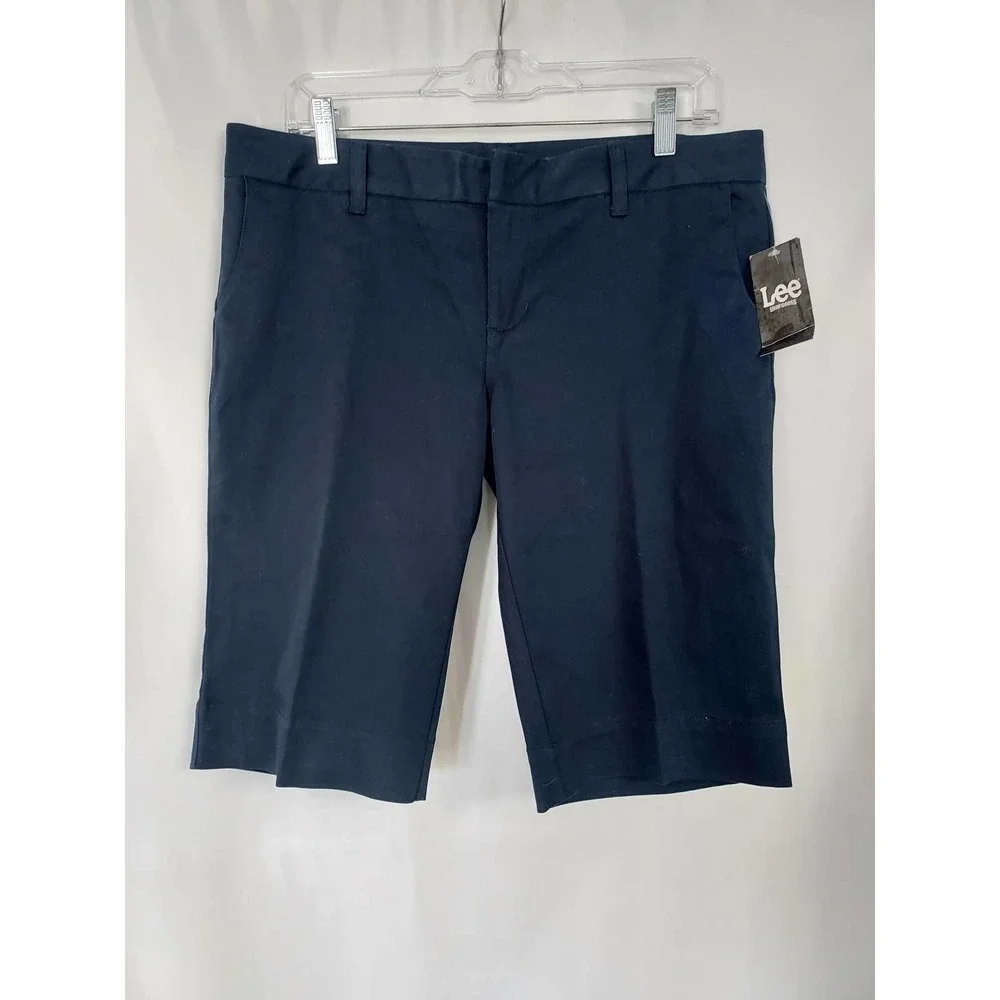 Lee Navy Classic Bermuda NWT Shorts. Size 13 - Picture 1 of 9
